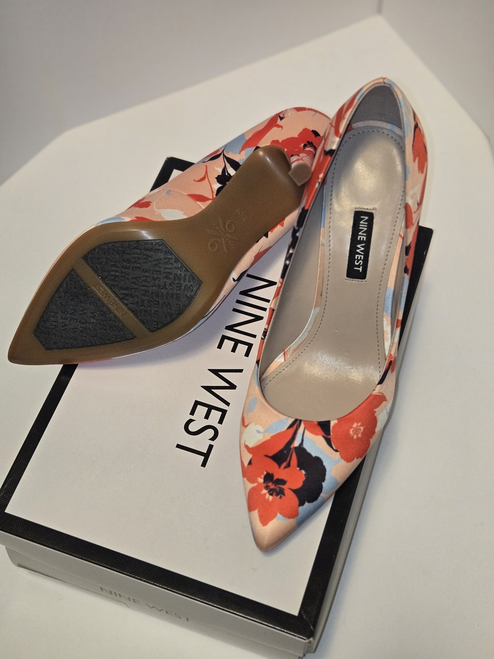 Nine West Women's Floral Pointed-Toe Pumps - Coral/Pink